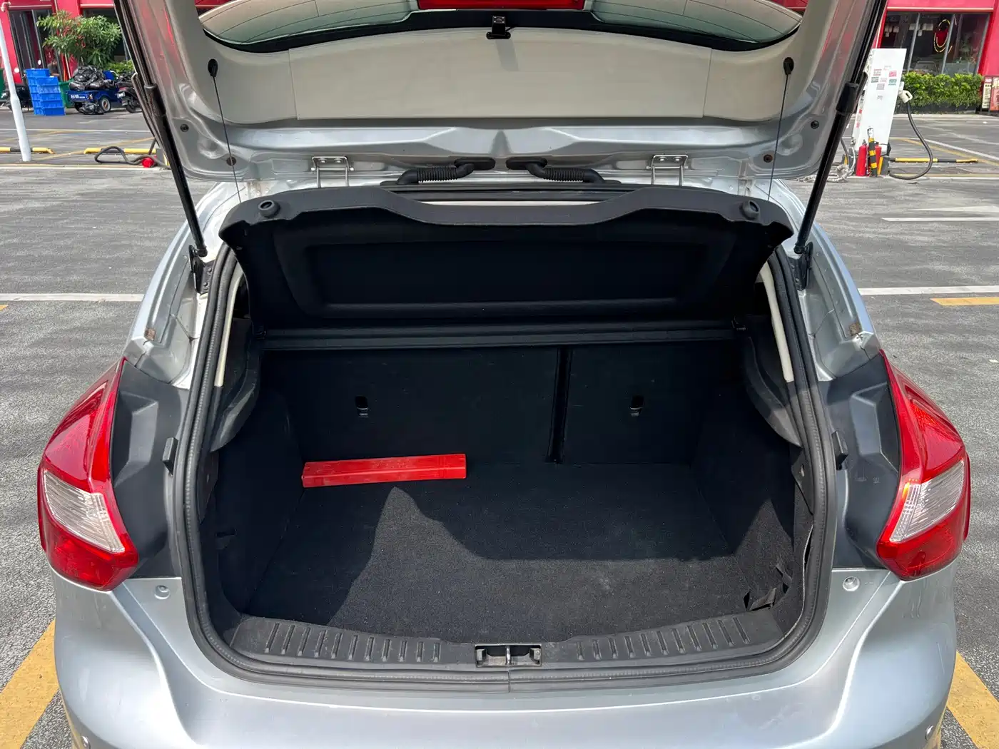 Photo 19 - Ford Focus