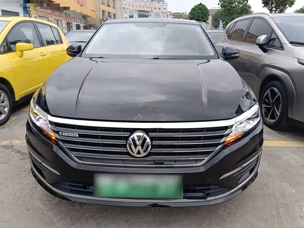 Volkswagen VW Lavida EV 2019 Premium Edition фото 3