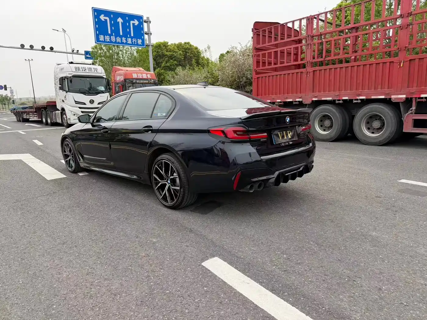 BMW 5 Series 2021 530Li Premium M Sport Package фото 5