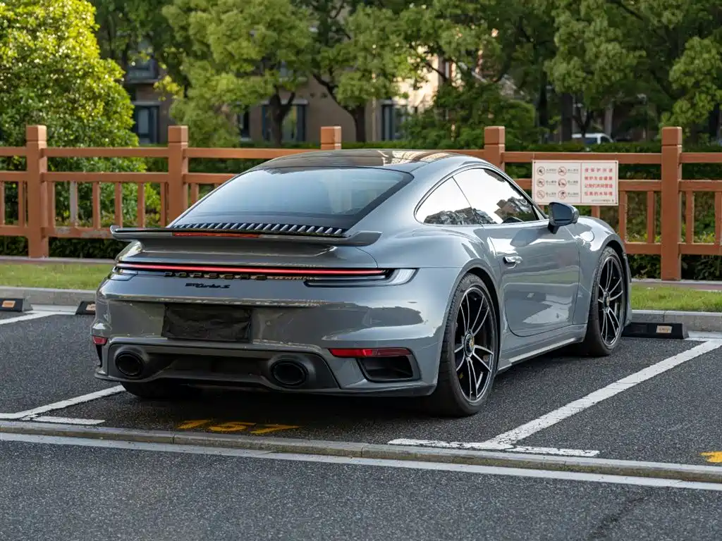 Porsche 911 2023 Turbo S 3.7T фото 4