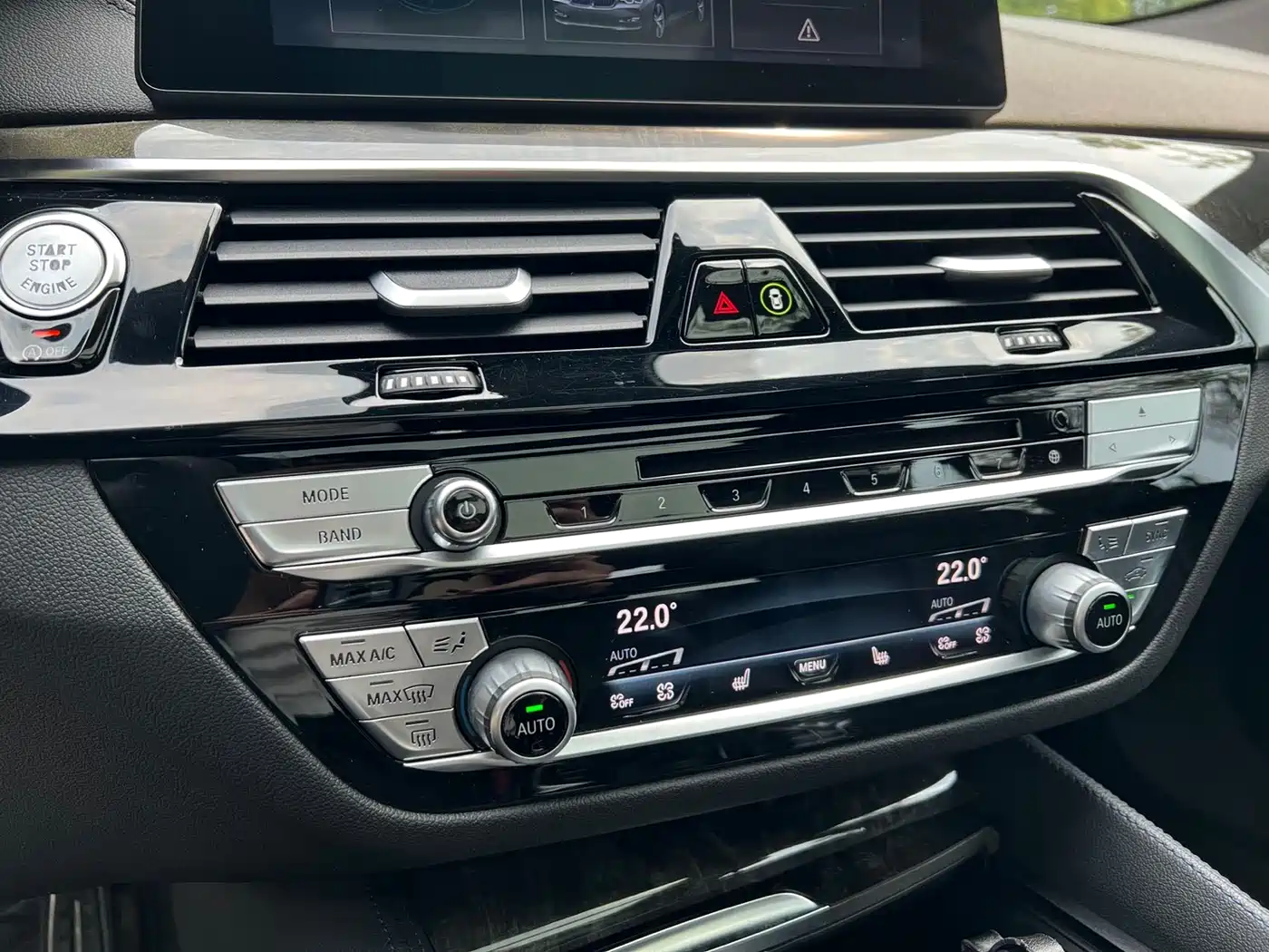 BMW 6 Series GT 2019 630i M Sport Package фото 9