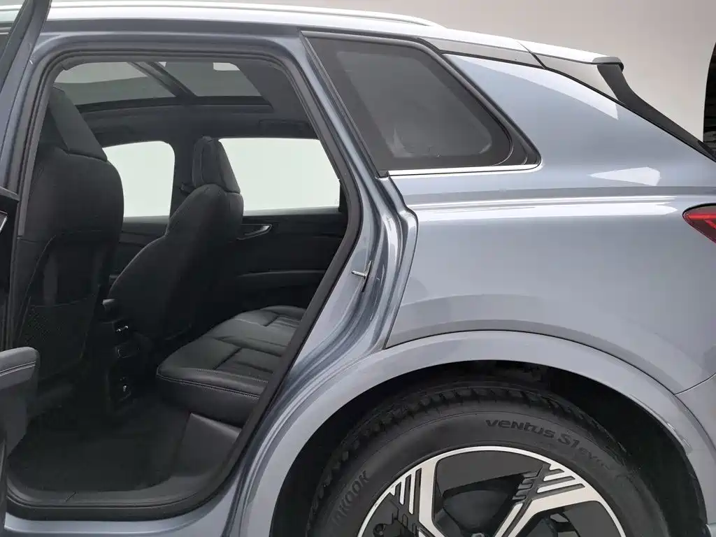 Audi Q4 e-tron 2024 2024 40 e-tron Creation Edition