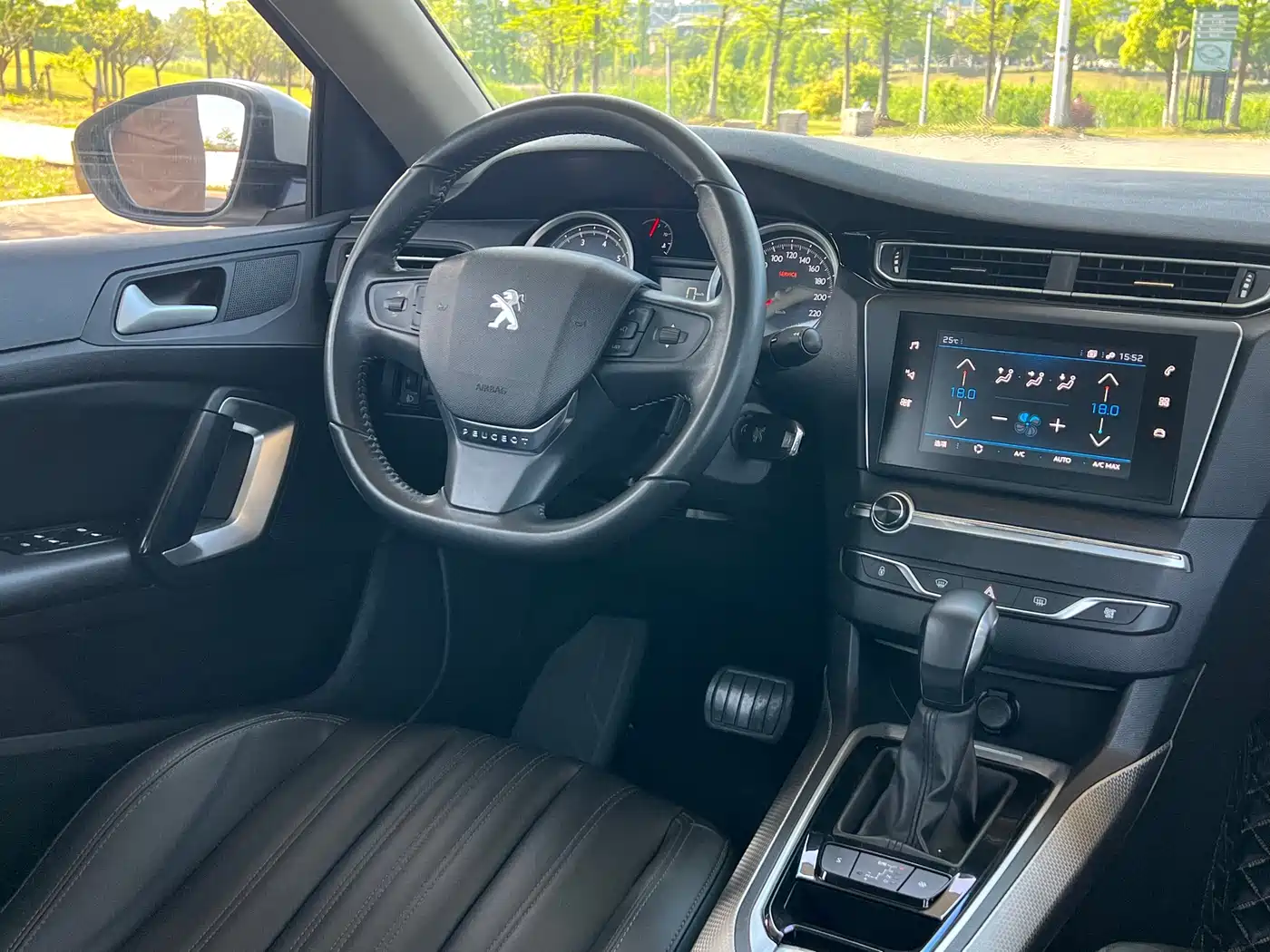 Peugeot 408 2019 360THP Auto Luxury Edition China VI фото 9
