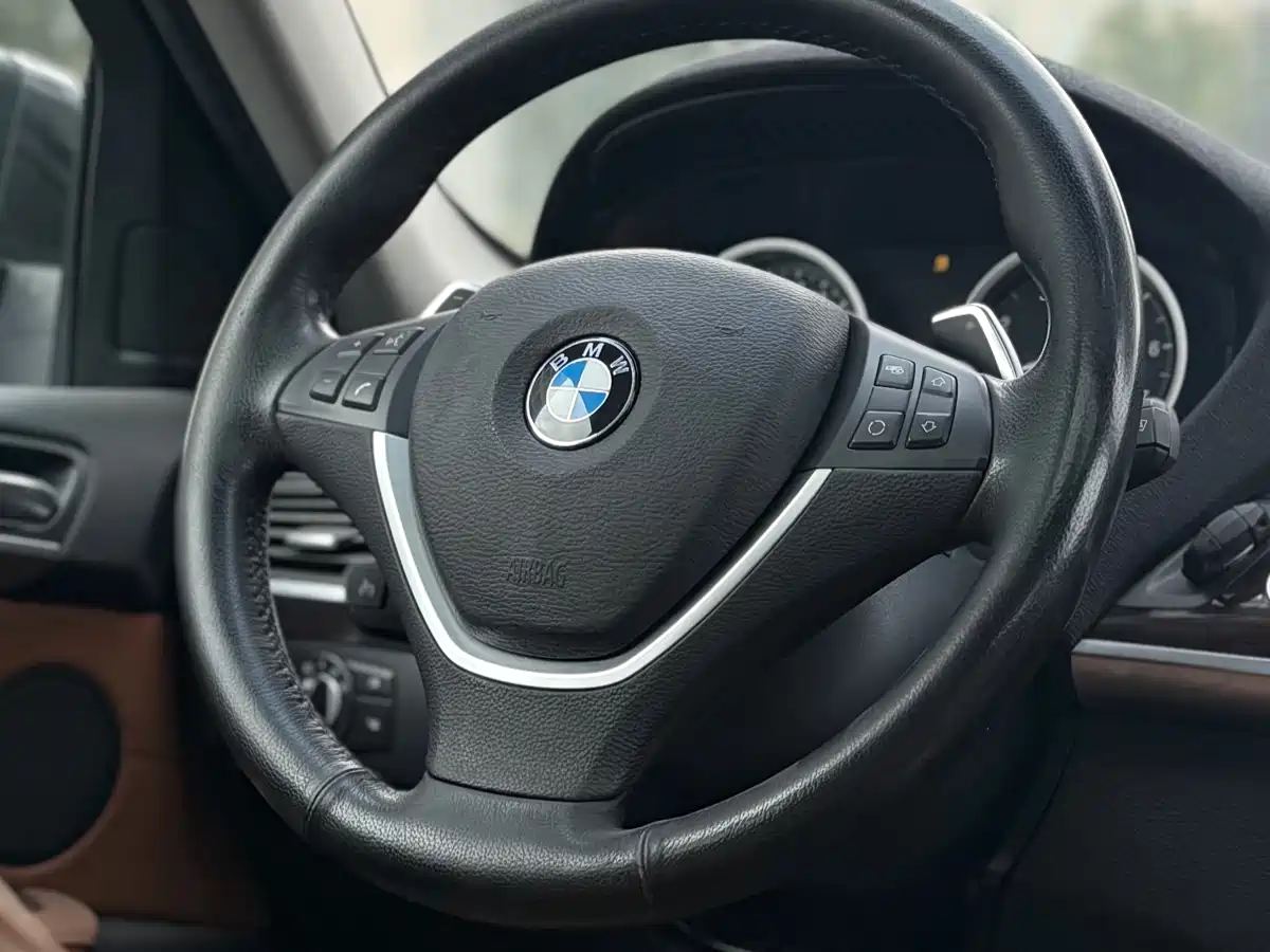 BMW X6 2011 xDrive35i фото 8