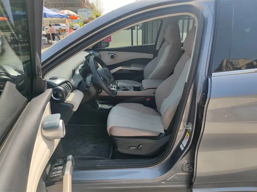 BYD Yuan PLUS 2024 Glory Edition 430KM Leading фото 11