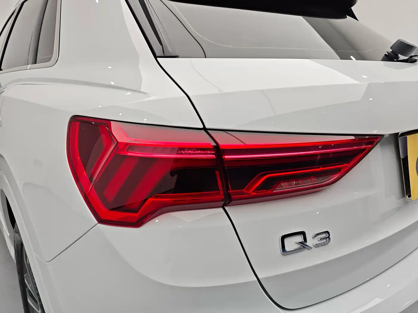 Photo 10 - Audi Q3
