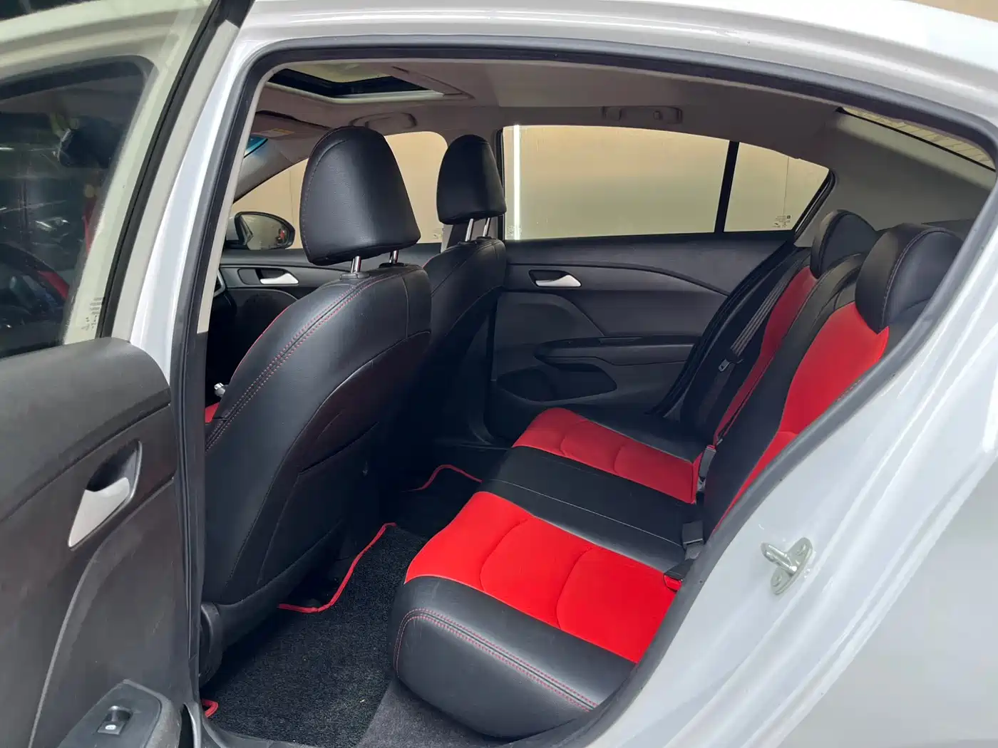 Chevrolet Cavalier 2019 320 Auto Sunroof Enjoyment Edition фото 5