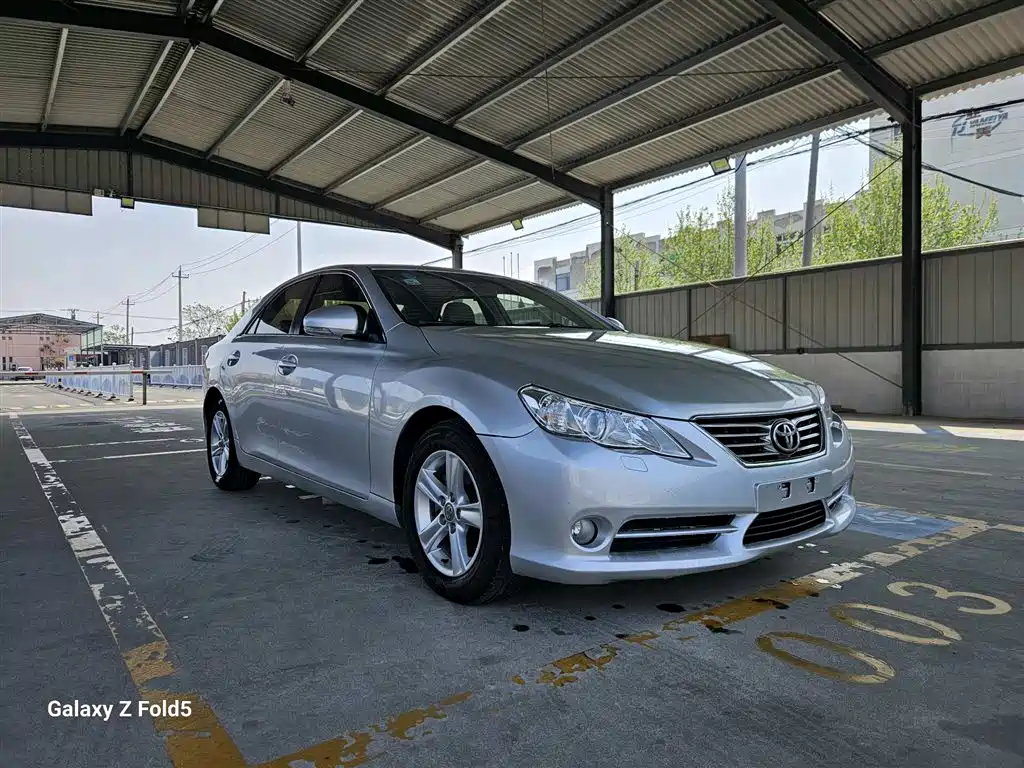 Toyota Reiz 2010 2.5S Elegance Elite Edition фото 2
