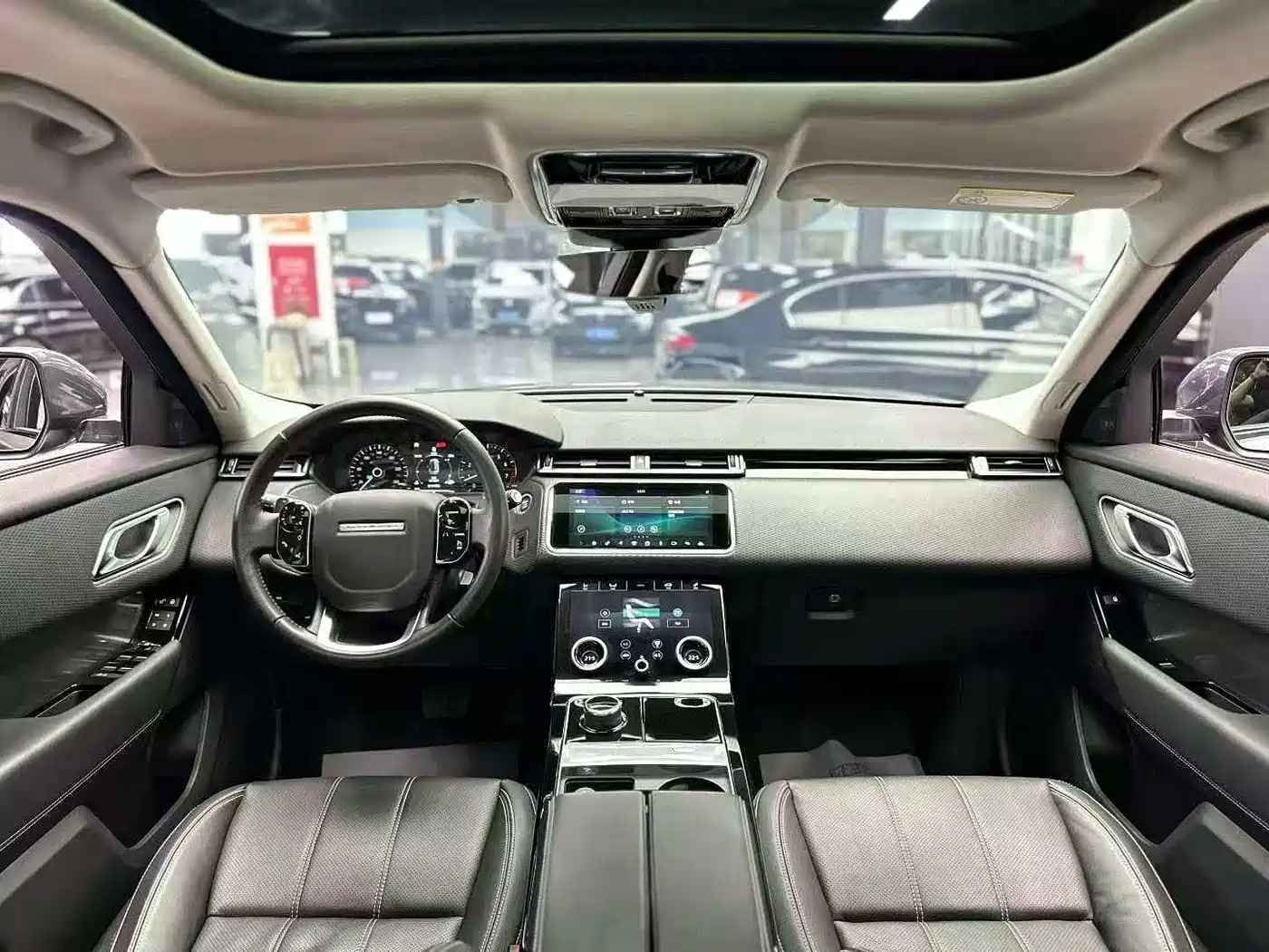 Land Rover Range Rover Velar 2019 250PS R-DYNAMIC S фото 7