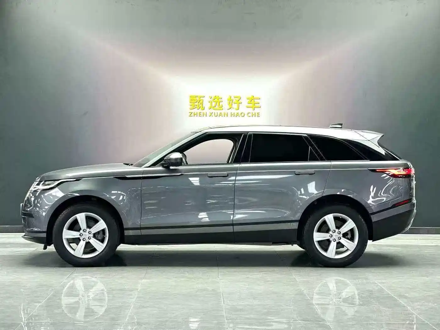Land Rover Range Rover Velar 2019 250PS R-DYNAMIC S фото 8