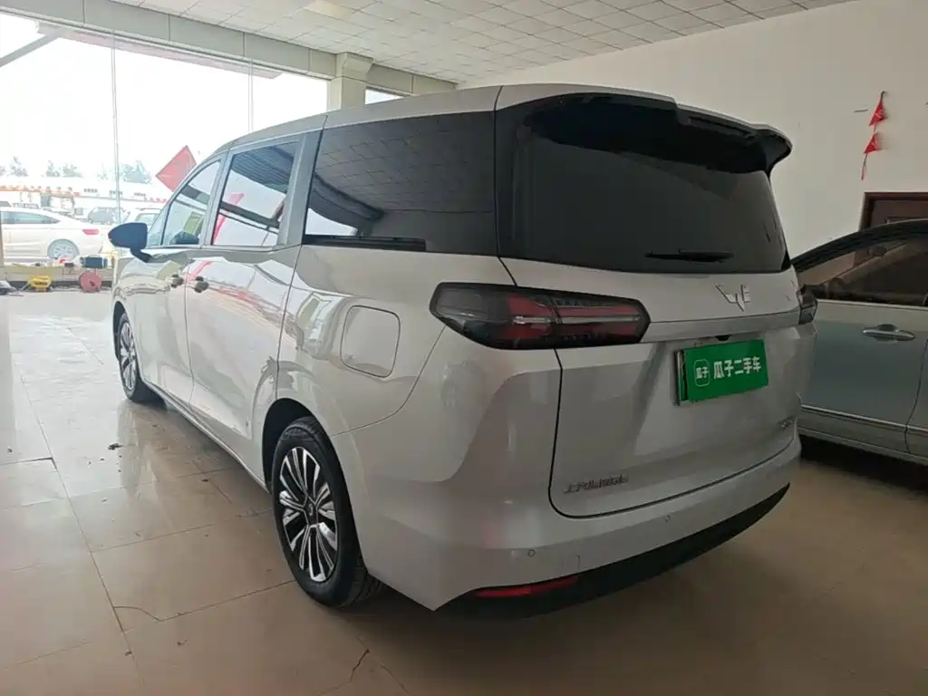 Wuling Motors Xingguang 730 New Energy 2025 2025 Model Plug-in Hybrid Base Version