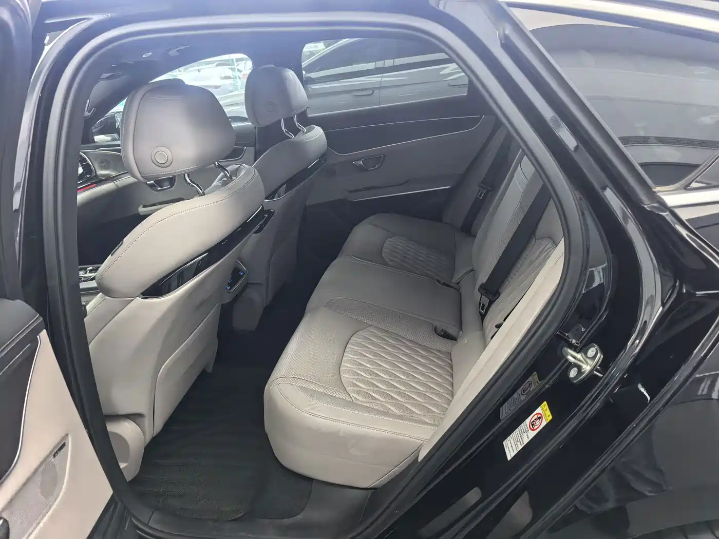 BYD Han 2025 2025 DM-i Smart Driving Edition 125KM LiDAR Flagship