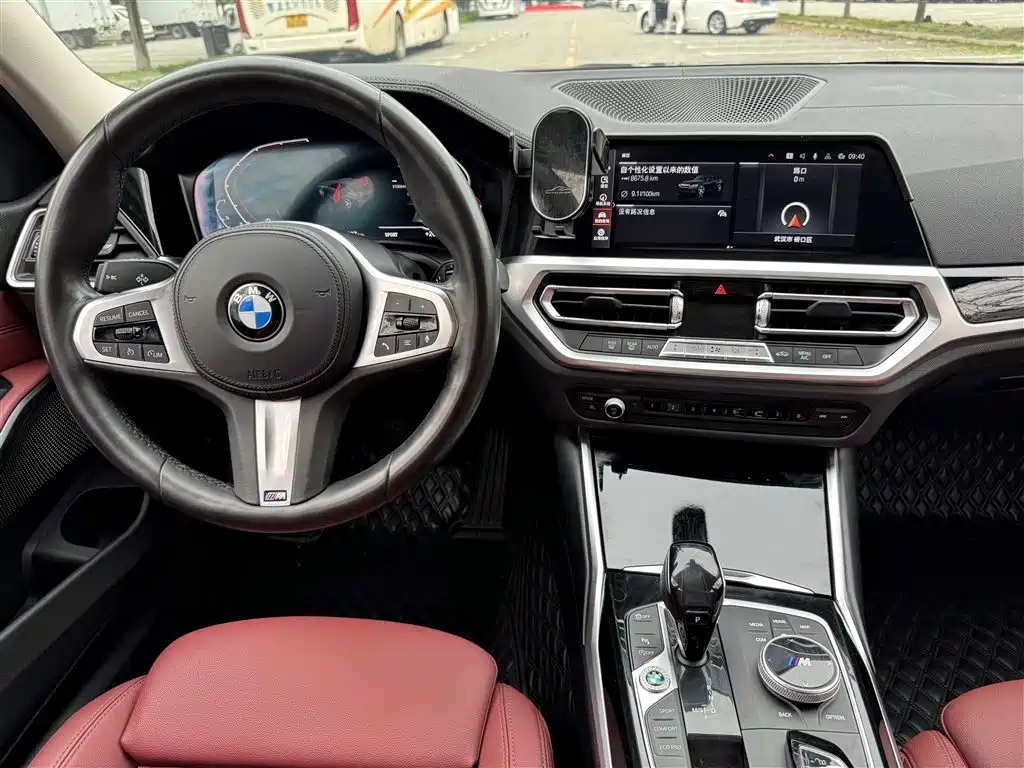 BMW 3 Series 2021 320Li M Sport Package фото 19
