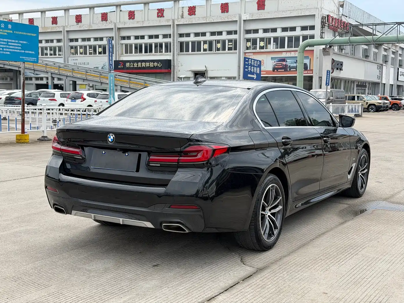 BMW 5 Series 2022 Facelift 525Li M Sport Package фото 9