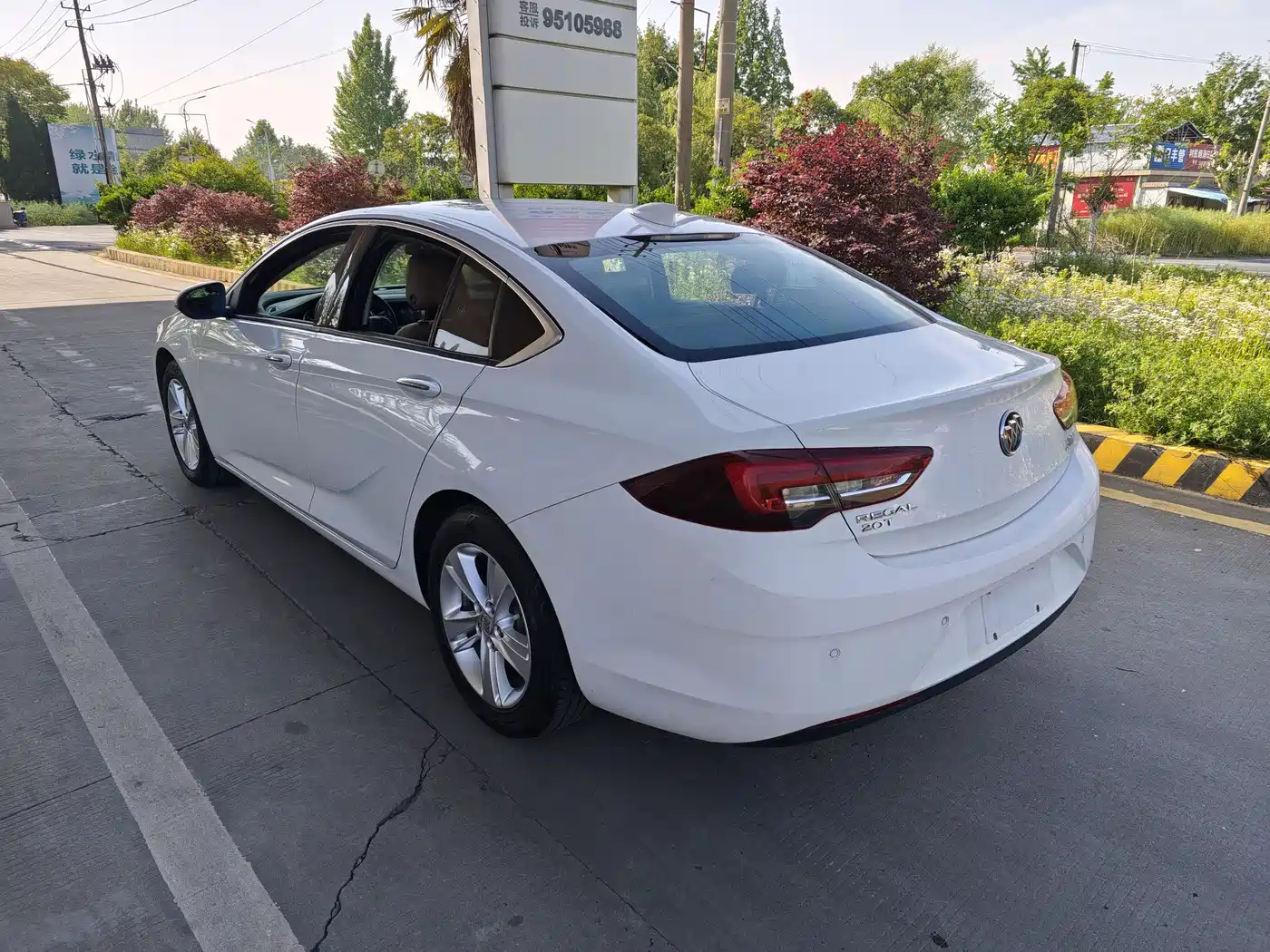 Buick Regal 2017 20T Luxury Model фото 6