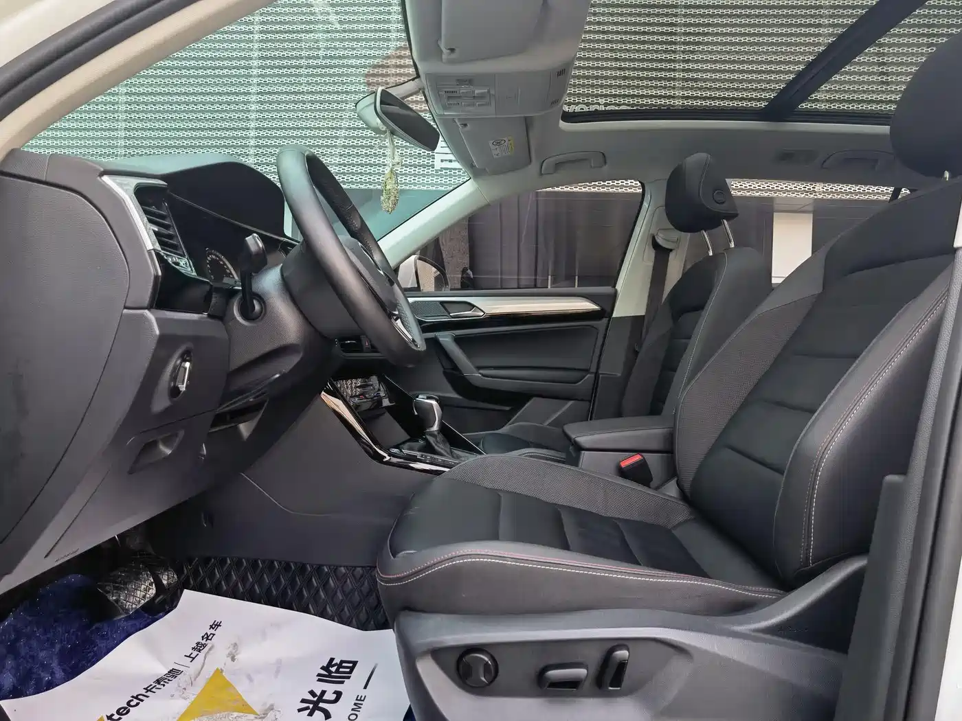 Volkswagen Tayron 2022 330TSI 2WD Luxury Smart Connect Plus фото 14