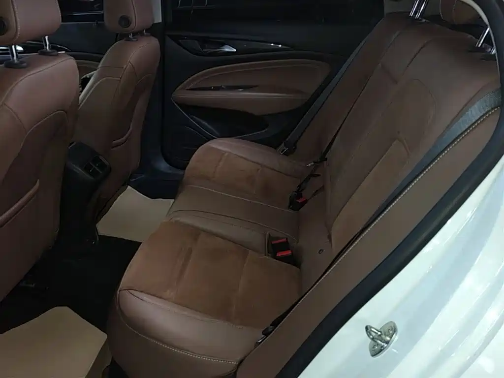 Buick Regal 2019 Model 20T Elite Type China V фото 17
