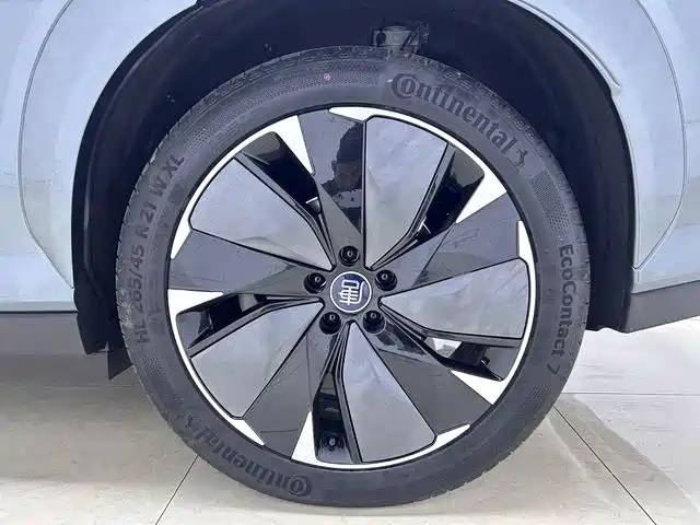 BYD Tang L 2025 DM 175KM Drone Player Edition фото 13