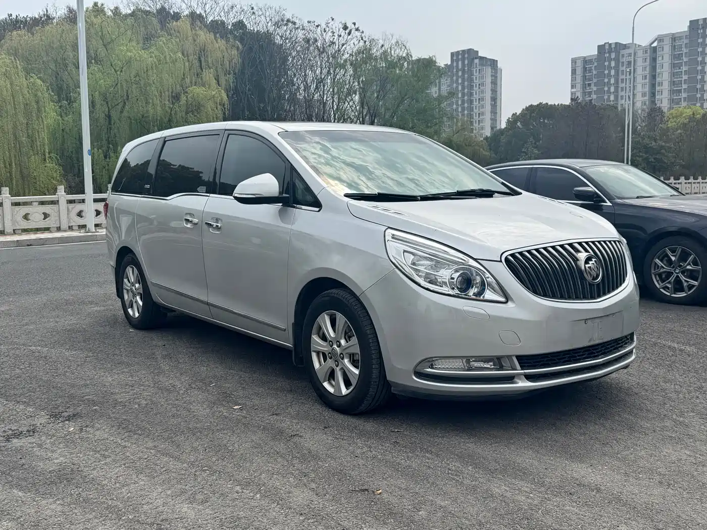 Buick GL8 2014 3.0L GT Luxury Business Elegance