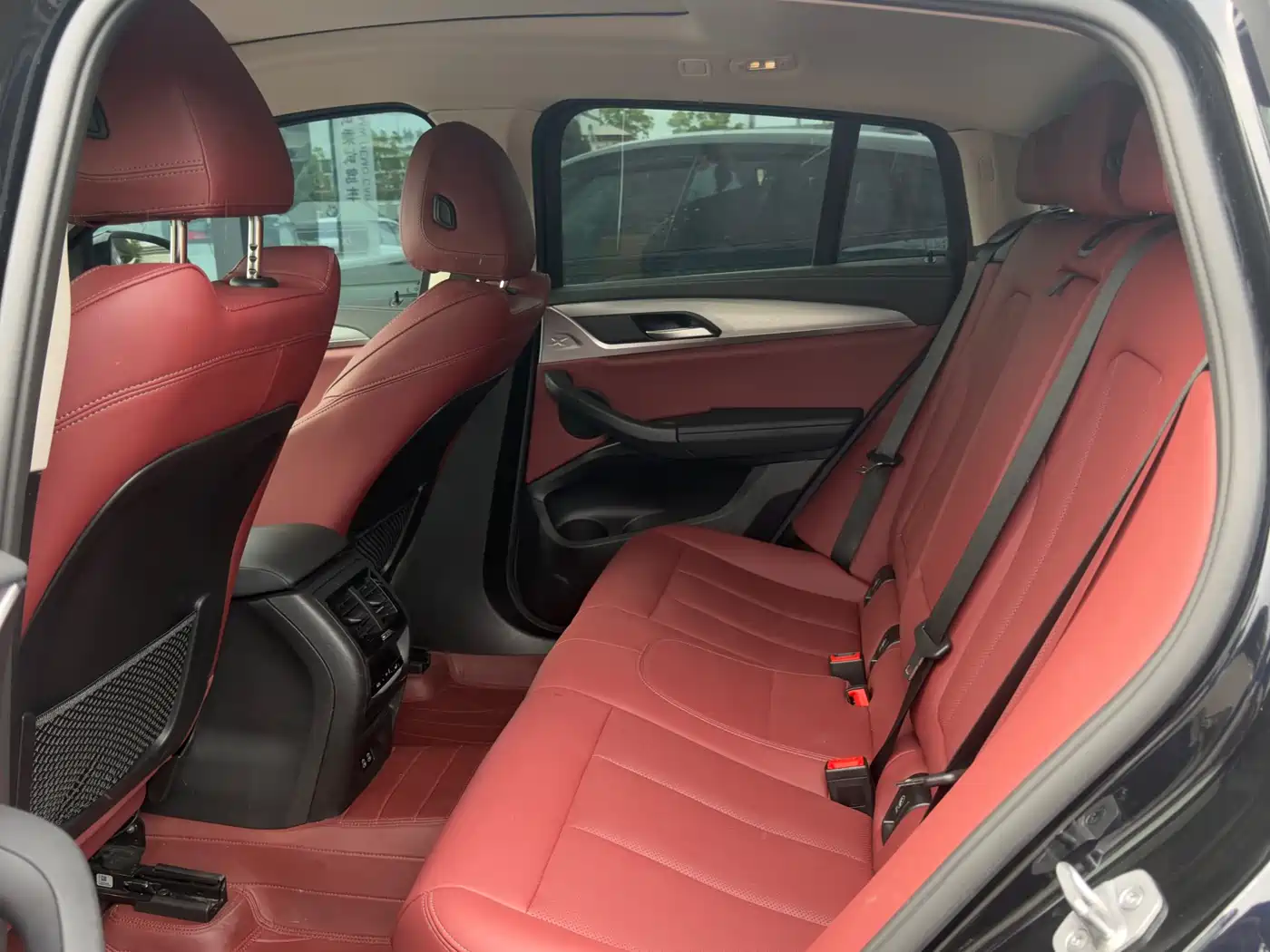 BMW X4 2022 Facelift xDrive 30i M Sport Shadow Edition фото 6