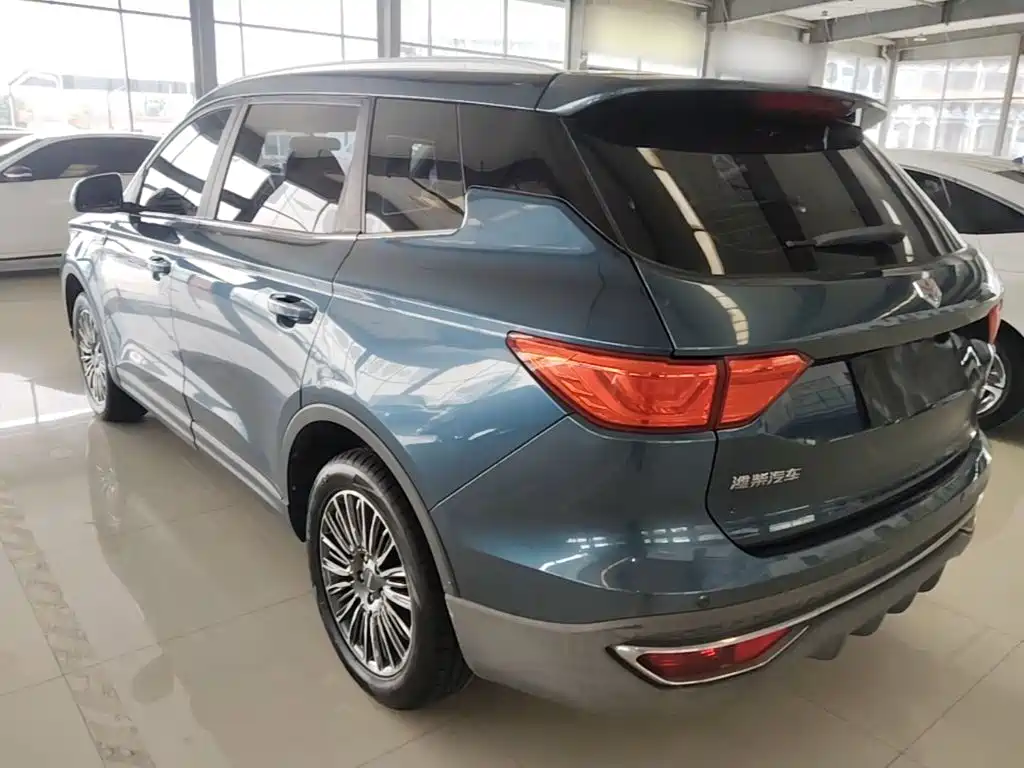 Sinotruk VGV VGV U70 2019 2020 Model 1.5T Manual Luxury 7-Seater