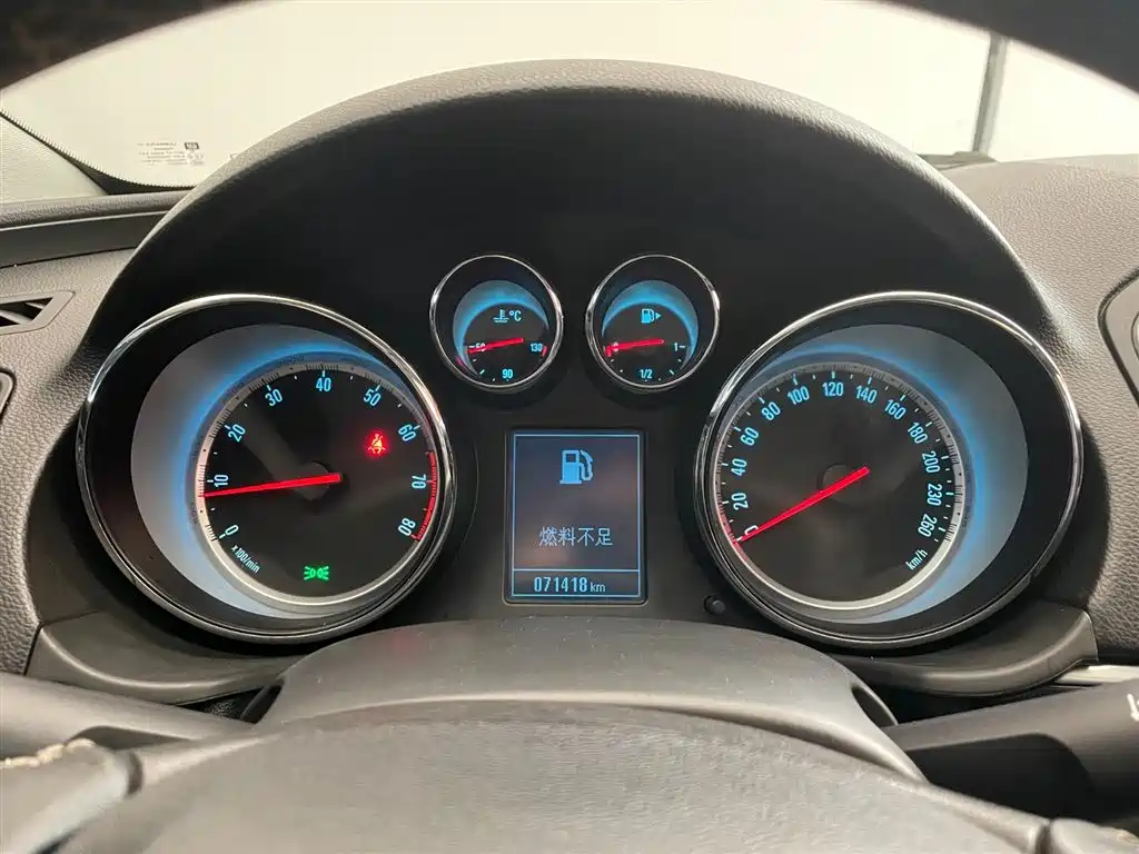 Buick Regal 2015 1.6T Leading Tech Edition фото 12
