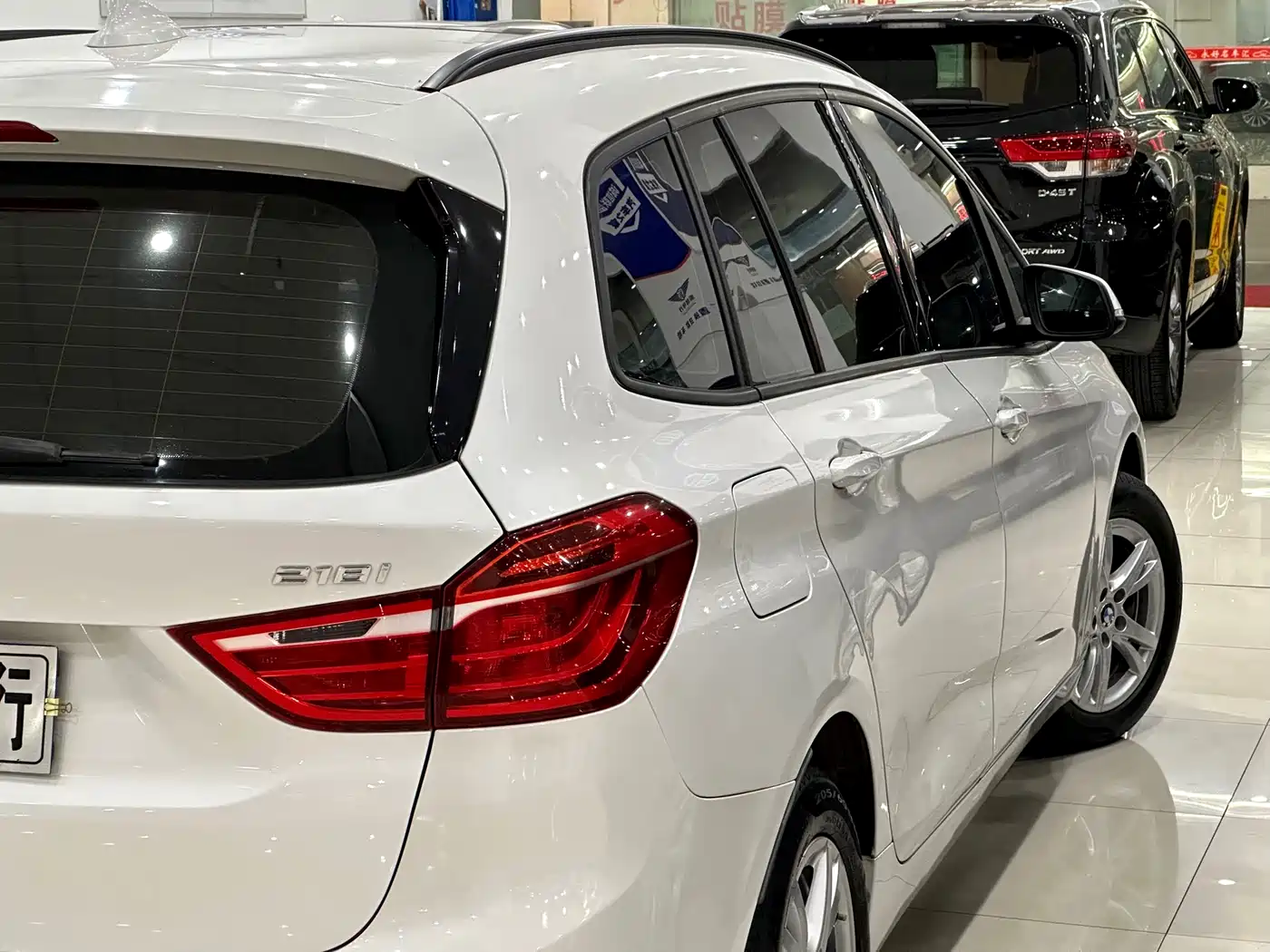 BMW 2 Series Gran Tourer 2015 218i Leading фото 16