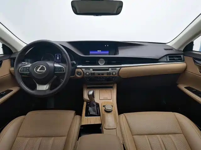 Lexus ES 2015 200 Elite Edition — фото 5