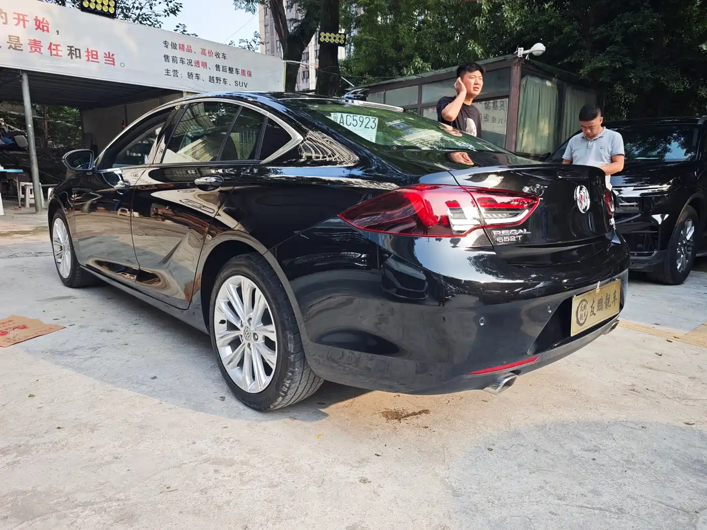 صورة 17 - Buick Regal