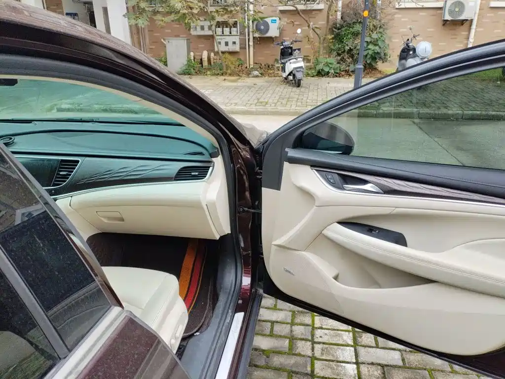 Фото 20 - Buick LaCrosse