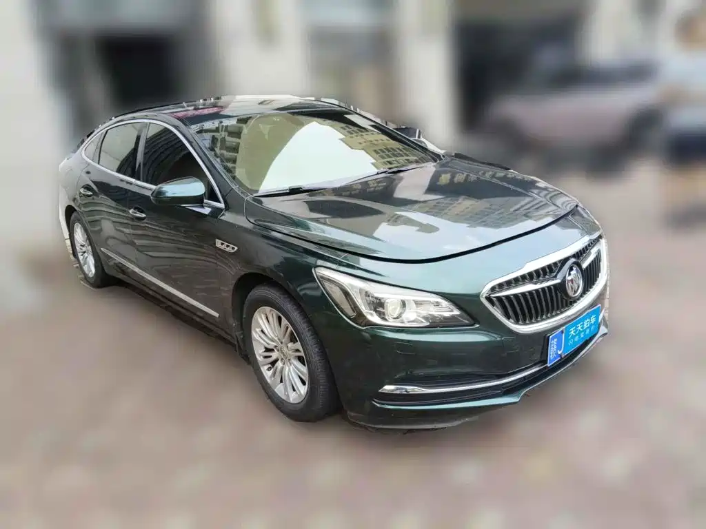 Photo 3 - Buick LaCrosse