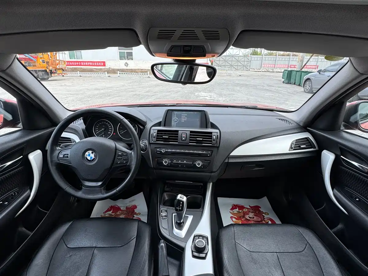 BMW 1 Series (Import) 2013 Facelift 116i Leading Model фото 9