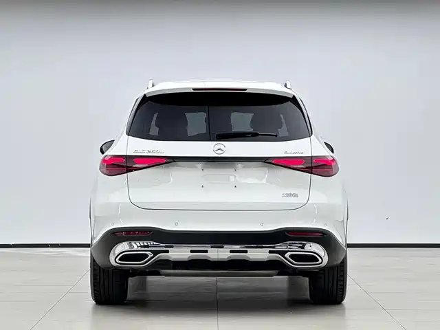 Mercedes-Benz GLC 2023 GLC 260 L 4MATIC Sport 5-seater — фото 4