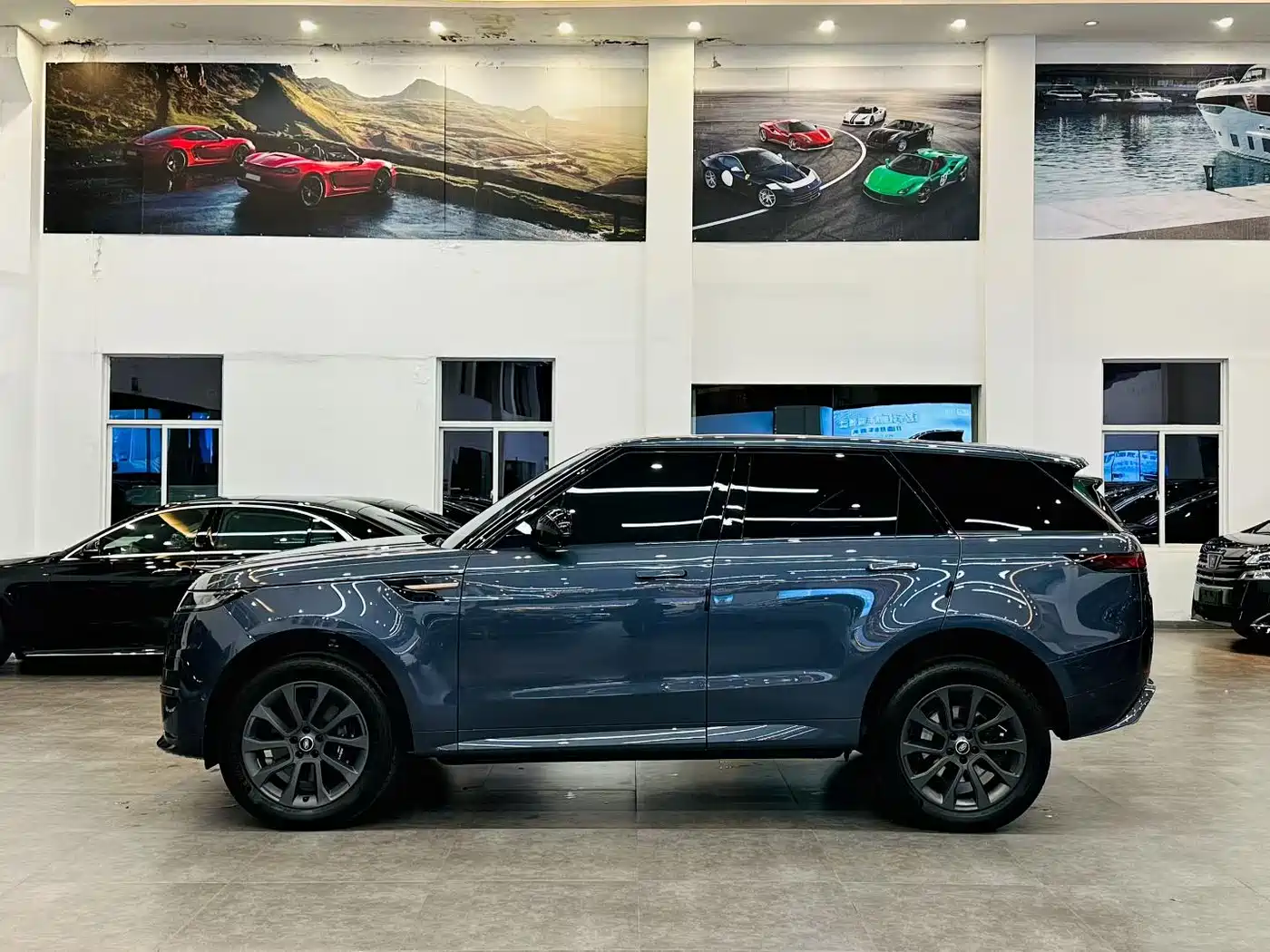 Land Rover Range Rover Sport 2023 400PS Dynamic SE фото 2