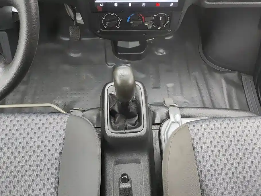 Wuling Motors Wuling Zhiguang 2024 2023 1.5L Utility 5/7-seater