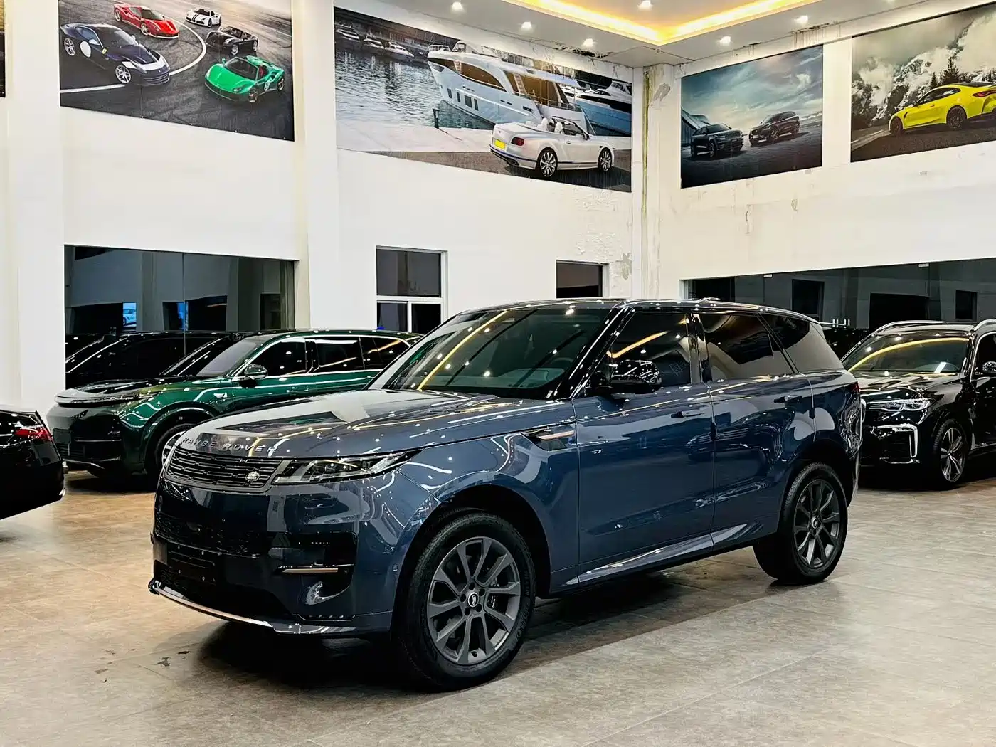Land Rover Range Rover Sport 2023 400PS Dynamic SE