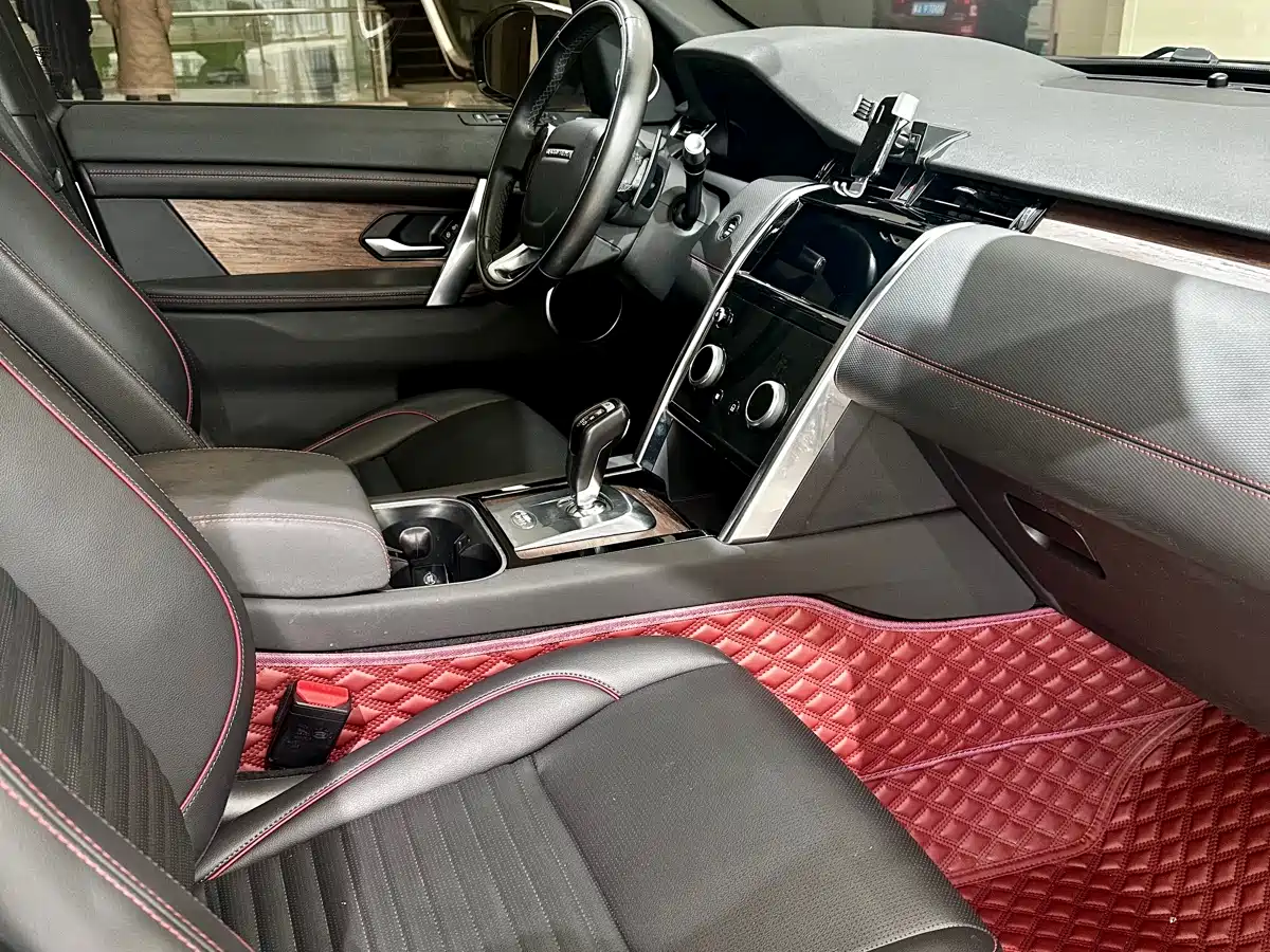 Land Rover Discovery Sport 2020 249PS R-Dynamic Performance фото 9