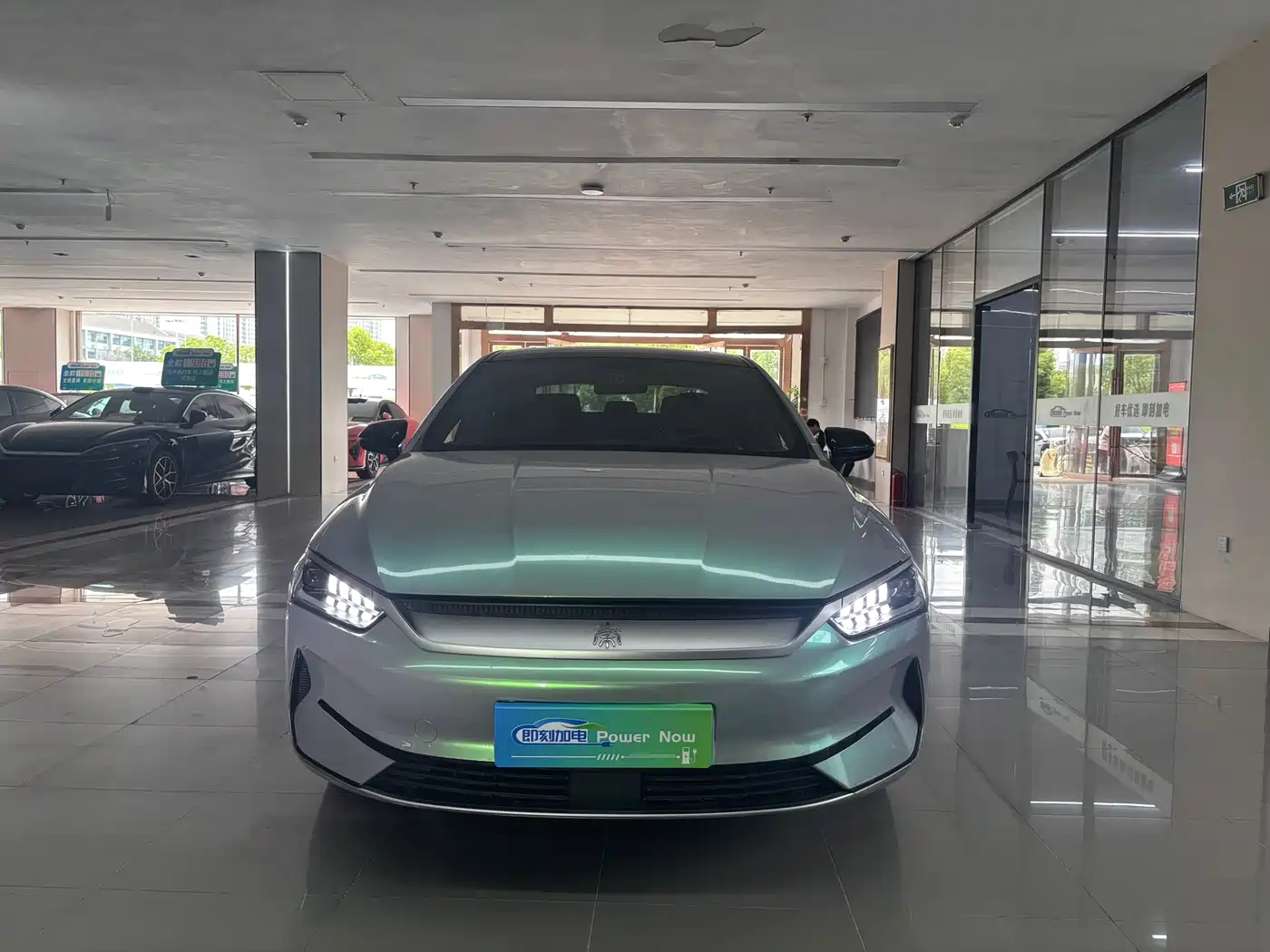 BYD Qin PLUS 2021 EV 500KM Luxury Model фото 2
