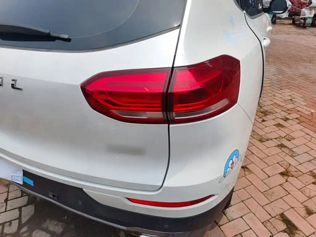 Фото 8 - Haval H6