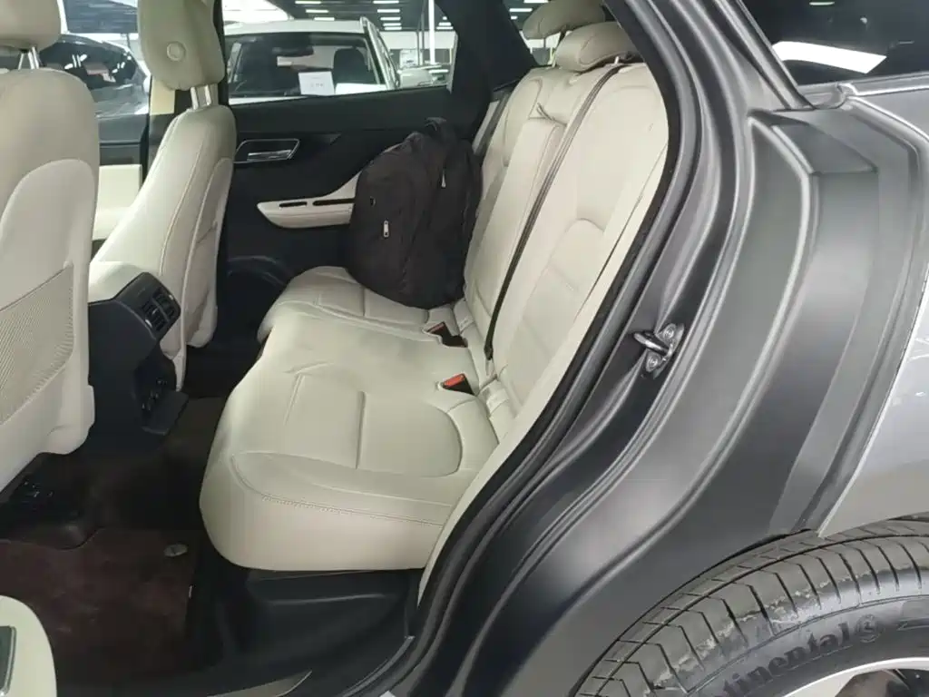 Jaguar F-PACE 2021 2020 2.0T Urban Premium Edition