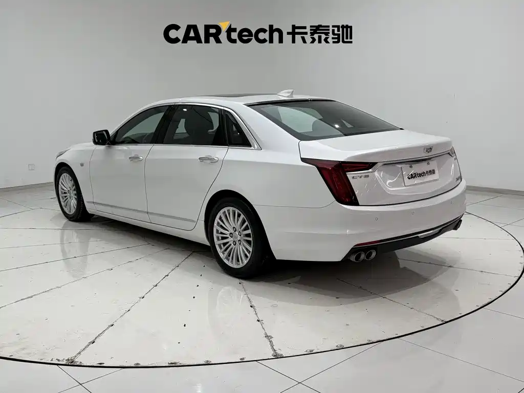 Фото 7 - Cadillac CT6