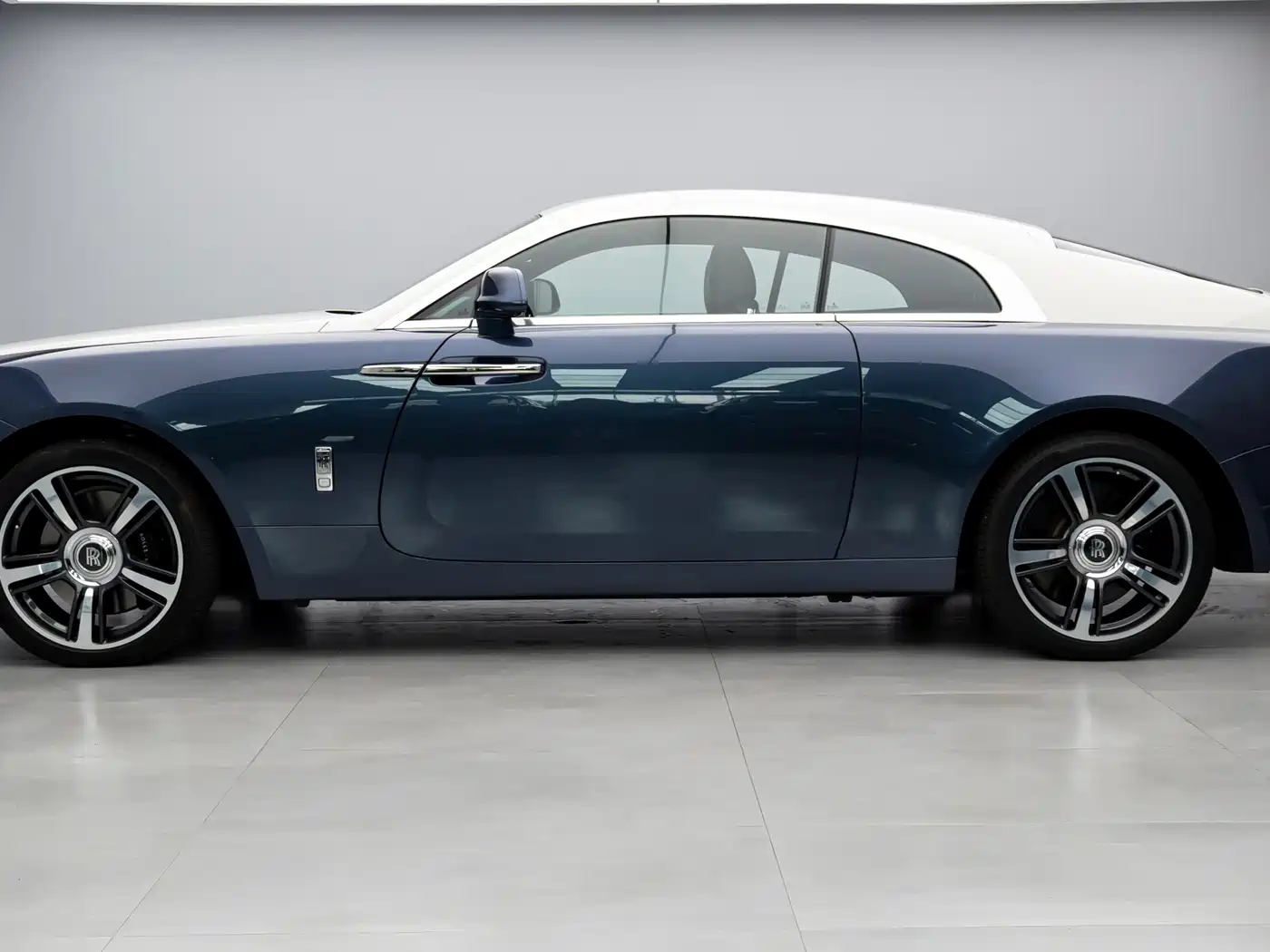 Rolls-Royce Wraith 2017 2018 6.6T Standard