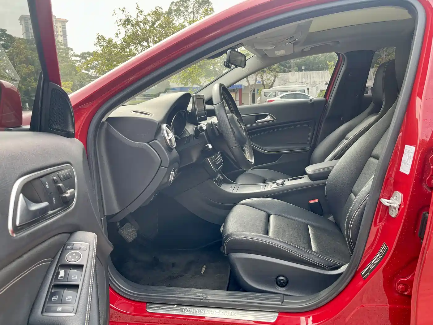 Mercedes-Benz GLA 2017 GLA 200 Dynamic фото 7