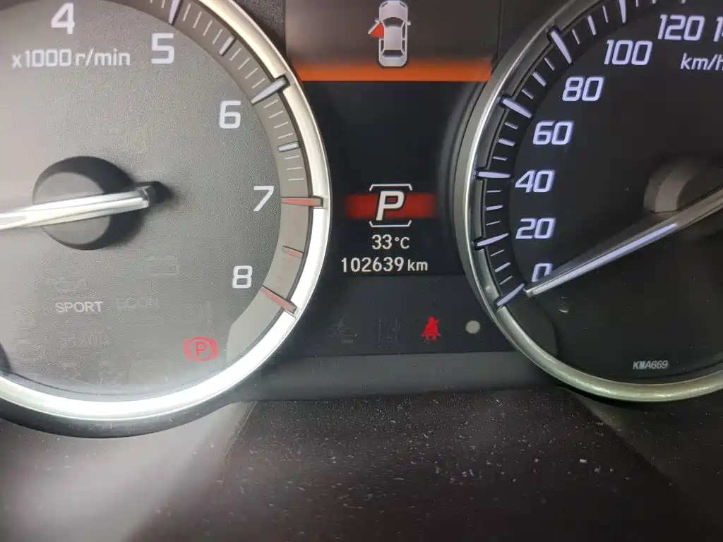 Photo 5 - Acura TLX-L