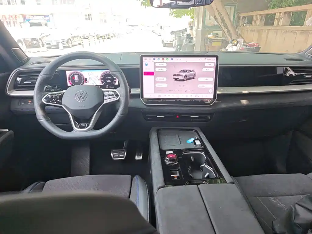Volkswagen Teramont 2025 2025 Teramont Pro 450TSI 4WD Summit Edition