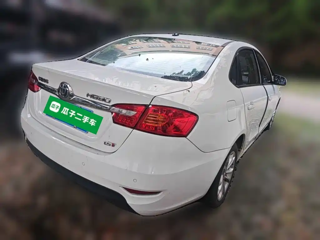 Zhonghua H530 2015 2012 Model 1.5T Automatic Elite