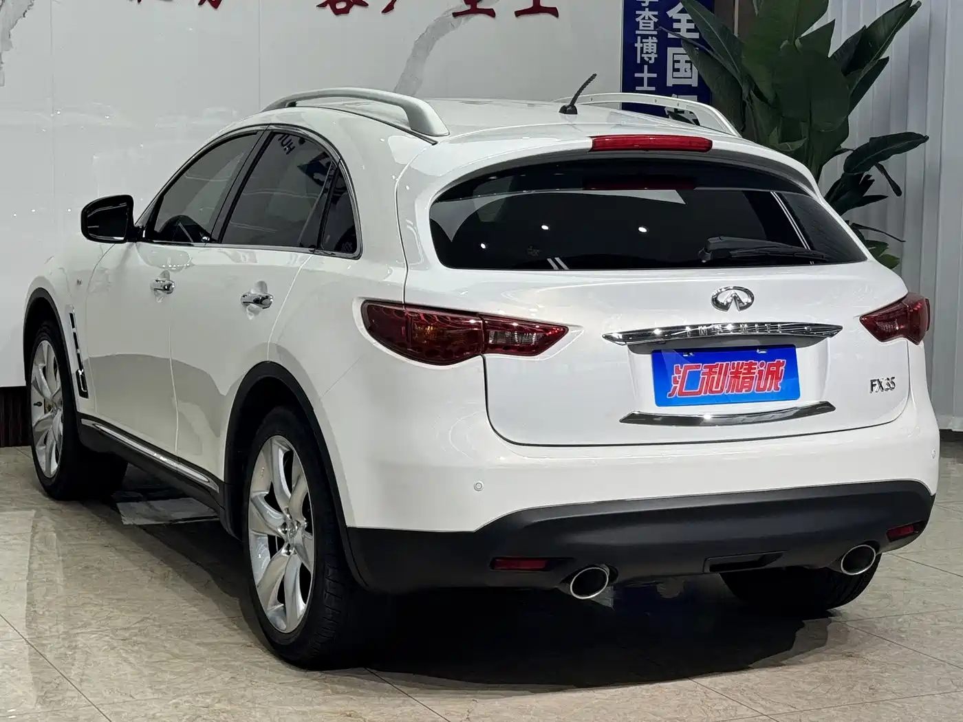 Infiniti FX 2011 FX35 Standard фото 9
