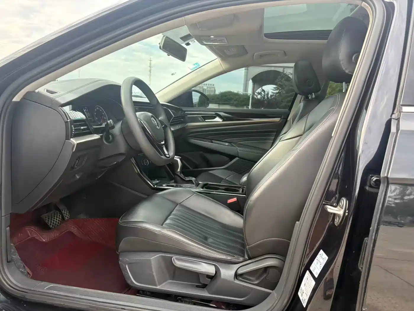 Photo 4 - Volkswagen Passat