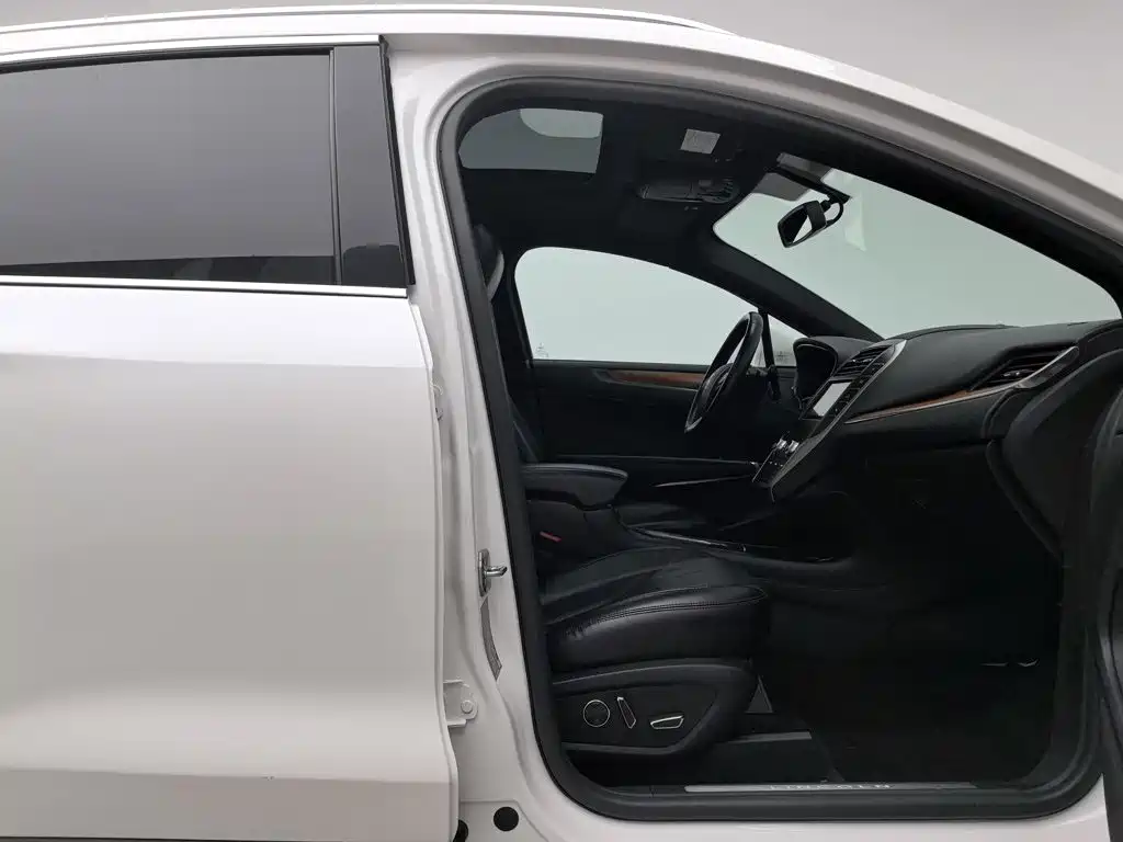 Lincoln MKC 2019 2018 2.0T FWD Elegance Edition