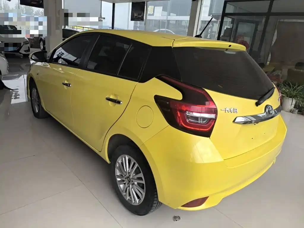 Фото 5 - Toyota Vios FS